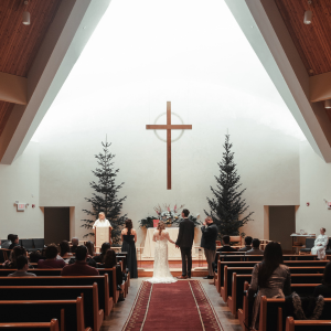 micro wedding photographed by kb photographer in WA at a small church